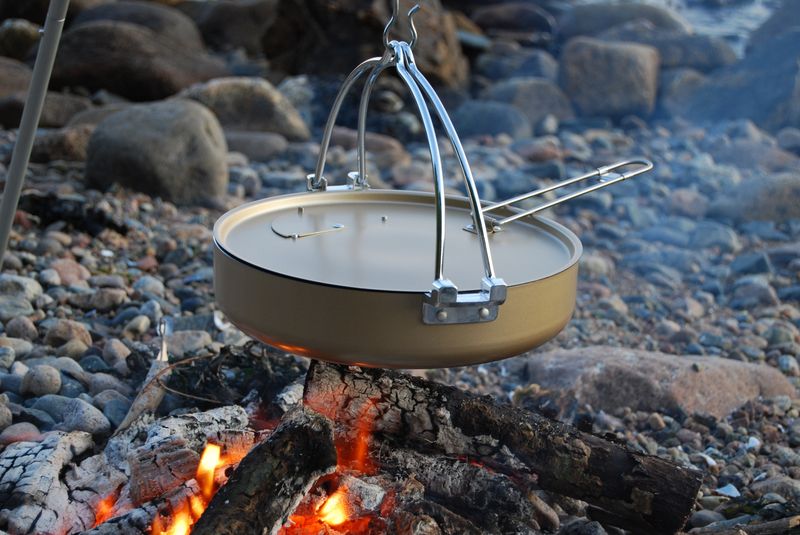 STEKEPANNE NON-STICK ALU HOT PAN