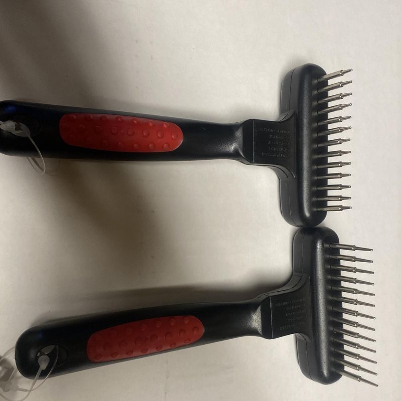 2-PAKK HUNDEBØRSTER METALL